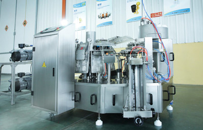 玉米滾動(dòng)式真空機(jī)賣(mài)家-諸城廣元機(jī)械-河南玉米滾動(dòng)式真空機(jī)